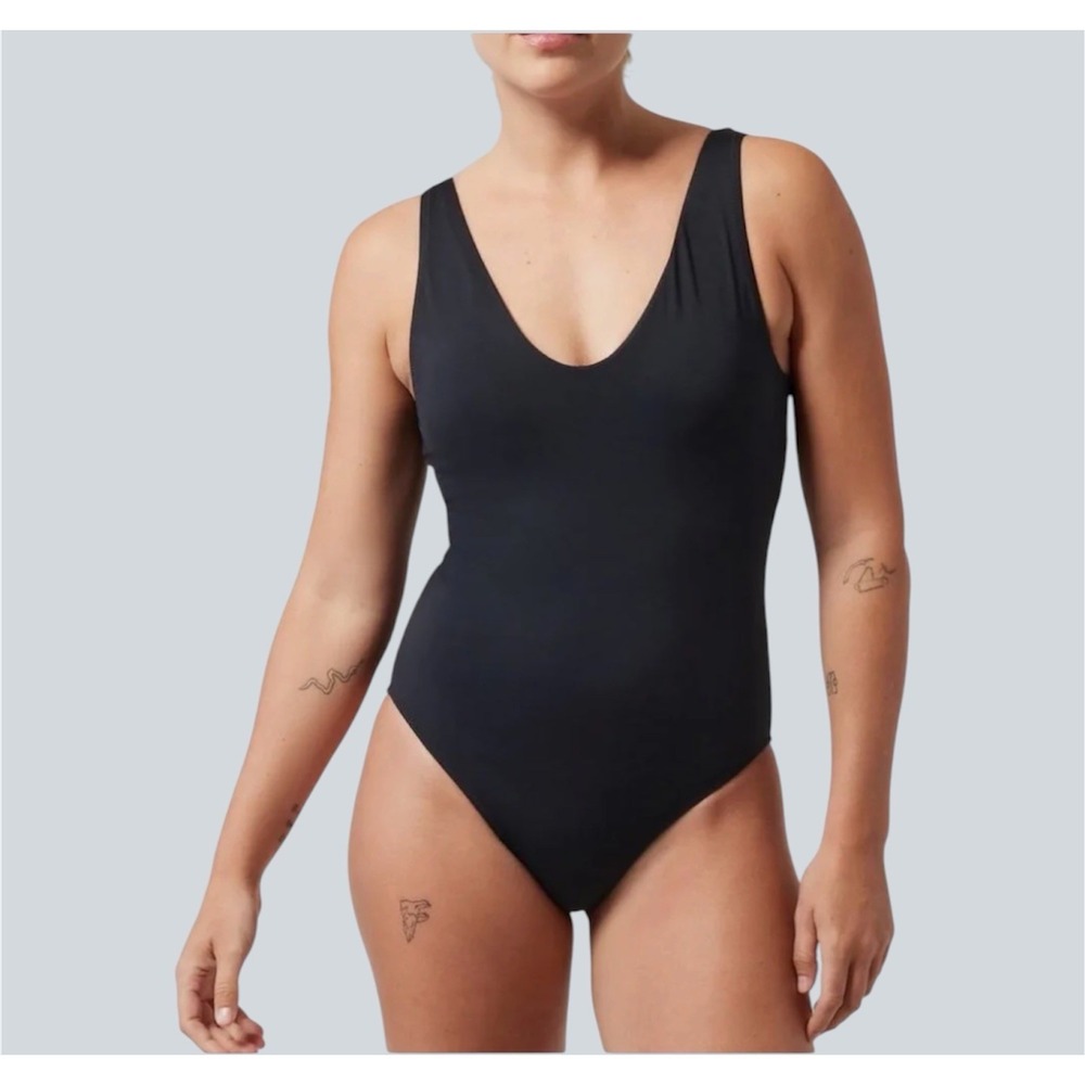 Athleta Swim Suit Women's Large Black One Piece Neutral Minimalist Beach